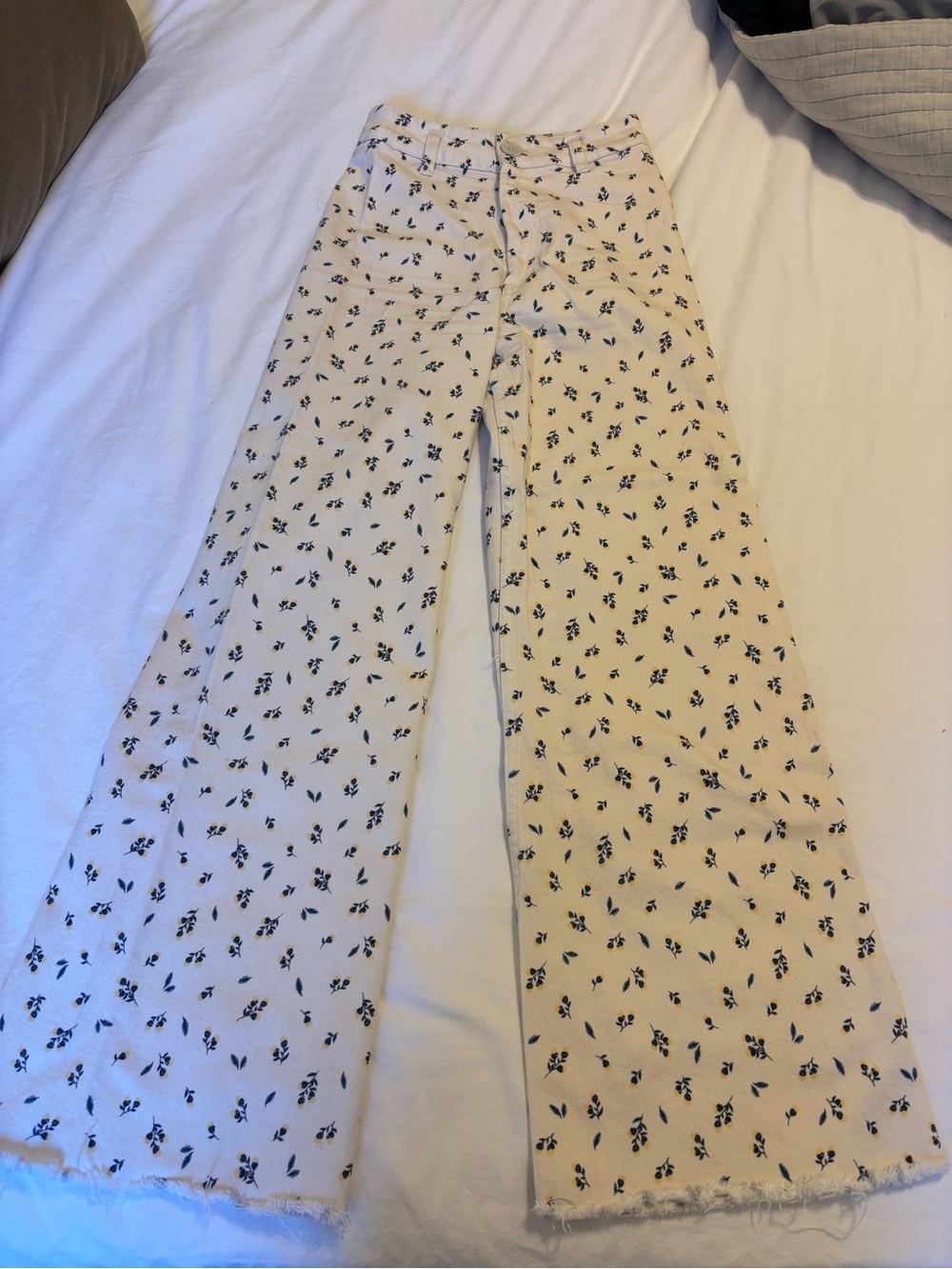 Zara Marine Straight Floral Print Pants Size 2